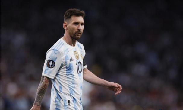 乌克兰外长: 泽连斯基愿与普京会晤